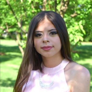 Meet your Posher, Kassandra